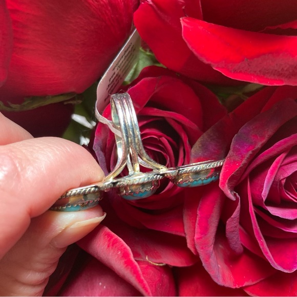 Turquoise and Silver Women's Ring Size 9 - Picture 4 of 8